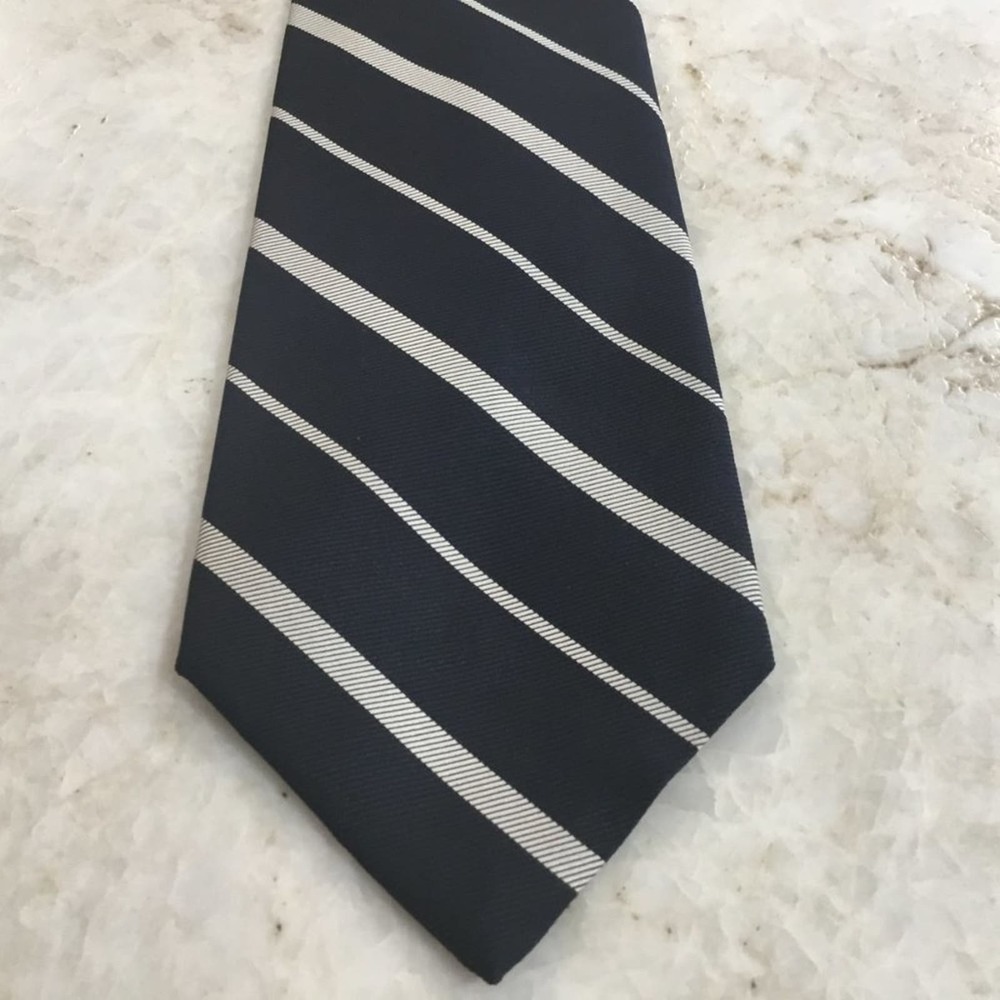 BRIAR TIE
